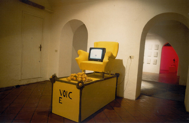 monumento giallo1991c1